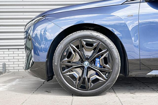 BMW iX M60 112 kWh
