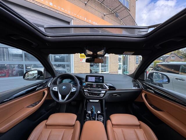 BMW iX HIGH EXECUTIVE 80KWh PANODAK/LEER/TREKHAAK/LED/CAMERA/1E EIG./NL
