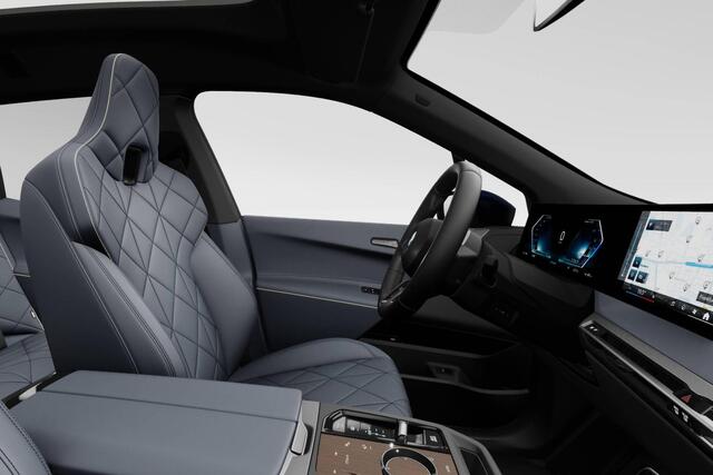BMW iX xDrive45 | M Sport Pro | Comfort Pack | Innovation Pack