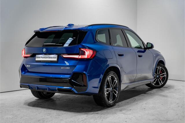 BMW iX1 eDrive20 M Sportpakket Pro