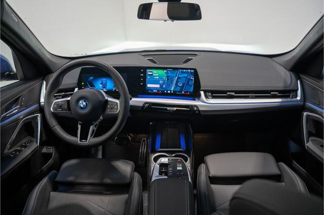 BMW iX1 eDrive20 M Sportpakket Pro