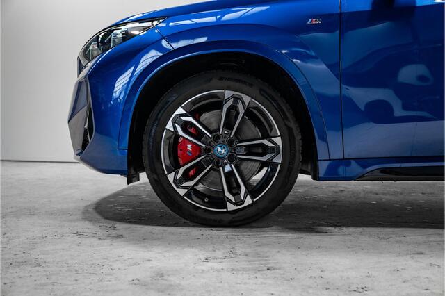 BMW iX1 eDrive20 M Sportpakket Pro
