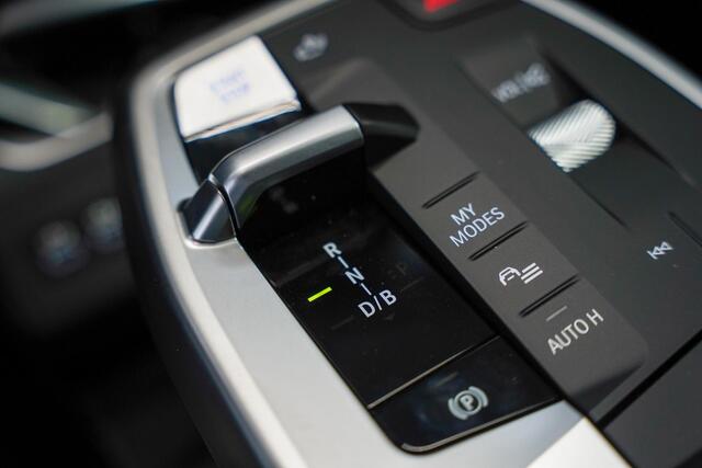 BMW iX1 eDrive20 M Sportpakket Pro