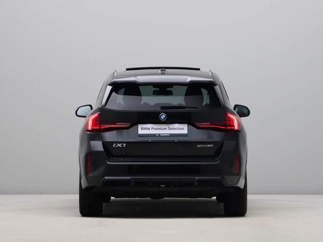 BMW iX1 eDrive20 67 kWh