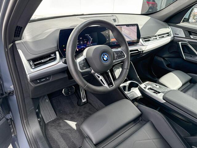 BMW iX1 eDrive20 67 kWh