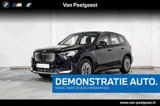 bmw-ix1-edrive20--essential-editio