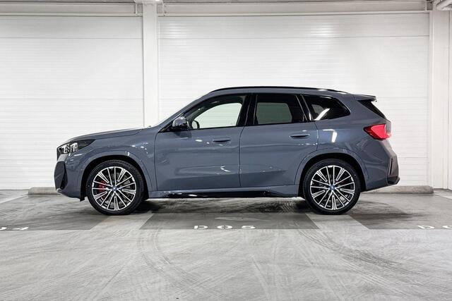 BMW iX1 eDrive20 | M-Sport Pro | Travel Pack | Premium Pack | Comfort Pack | Harman/Kardon | Panoramadak | Comfort Access