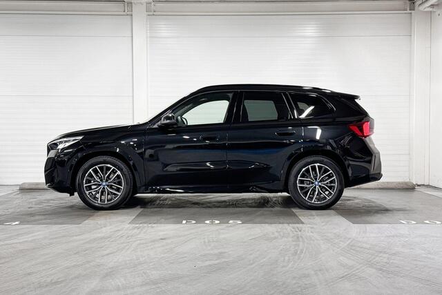BMW iX1 eDrive20 | M-Sport | Travel Pack | Driving Assistant | Panoramadak