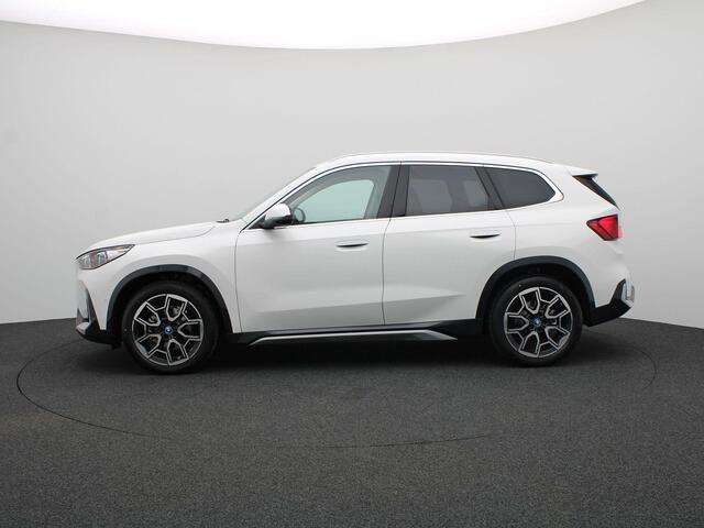 BMW iX1 eDrive20 | Model xLine | Innovation Package | Travel Package