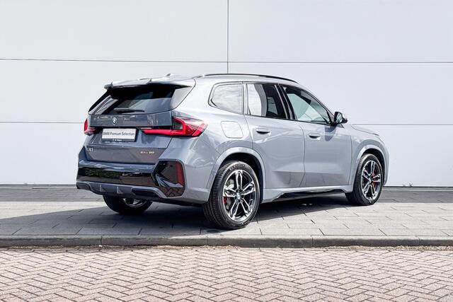 BMW iX1 eDrive20 67 kWh M Sport Edition