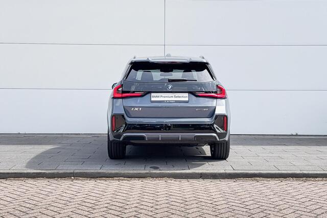 BMW iX1 eDrive20 67 kWh M Sport Edition