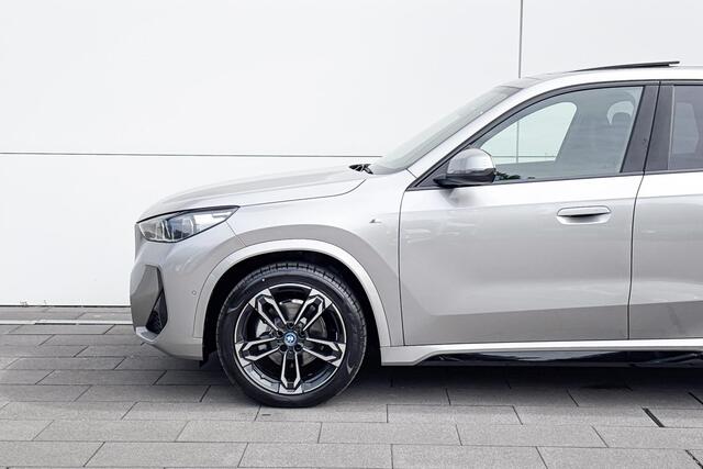 BMW iX1 eDrive20 67 kWh M Sport Edition