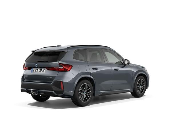 BMW iX1 eDrive20 | M Sport Edition | M Sportpakket | Equipment Pack Pro | Travel Pack