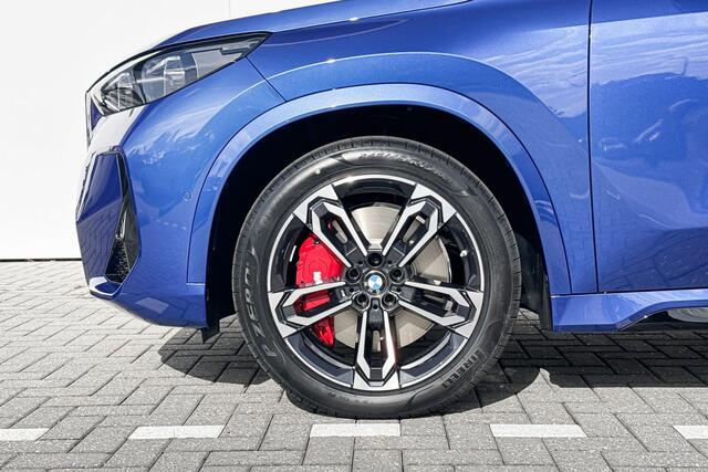 BMW iX1 eDrive20 | M Sport Pro | Premium Pack | Comfort Pack | Travel Pack | Trekhaak