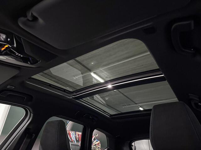 BMW iX1 xDrive30 Launch Edition 67 kWh