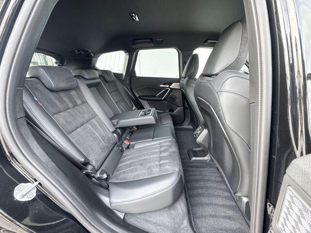 BMW iX1 xDrive30 Launch Edition 67 kWh