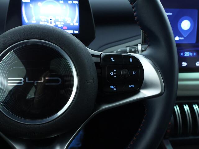 BYD Atto 3 Design 60 kWh | 360 camera | Elektrische achterklep | 15,6 " multimediascherm |