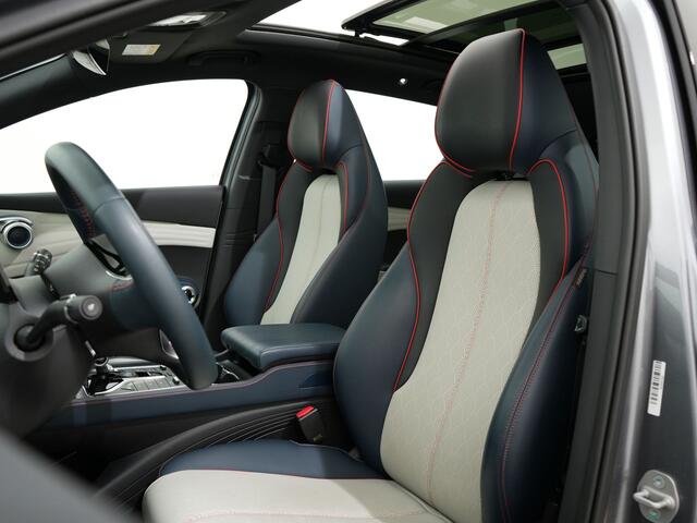 BYD Atto 3 COMFORT 60 KWH 204PK 3-FASE | Panoramadak | Leder | 360 camera |