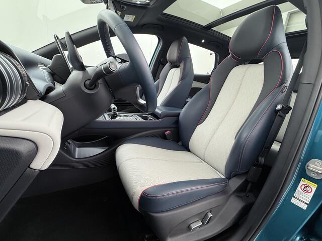 BYD Atto 3 60kWh Design SOH 98% Panoramadak Leder+Elektr.Verst. Warmtepomp Adaptieve Cruise 360°Camera Apple Carplay Android Auto Elektr.Achterklep Design Verkeersbord detectie WiFi DAB Led Rijstrooksensor Keyless Smartphone Entry Fabrieksgarantie tot 12-12-2028/150