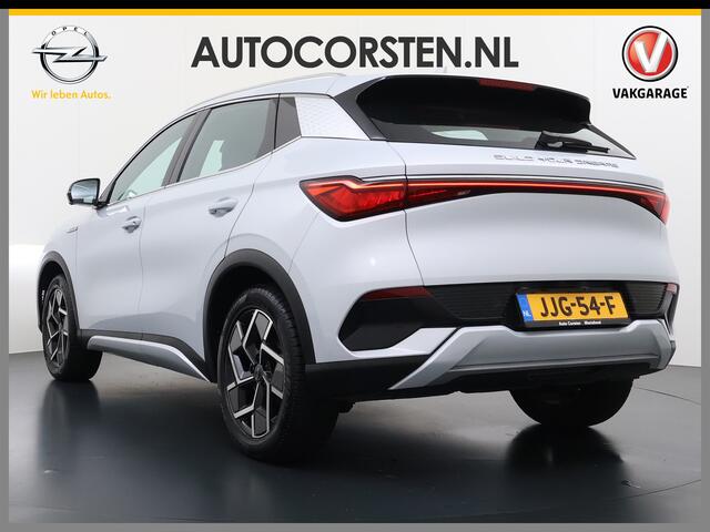 BYD Atto 3 60kWh Design SOH 98% Pano-dak Leer+Elektr.Verst. Warmtepomp Adaptieve Cruise 360°Camera Apple Carplay Android Auto Elektr.Achterklep Design Verkeersbord detectie WiFi DAB Led Rijstrooksensor Keyless Smartphone Entry Fabrieksgarantie tot 20-12-2028/150.000