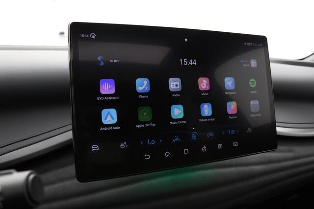 BYD Atto 3 Comfort 60 kWh Uit voorraad leverbaar /Panoramadak/360 graden camera/Navigatie-Stuur/stoelverwarming