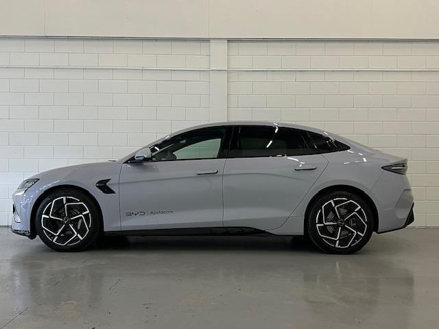 BYD Seal Design RWD 83 kWh PANORAMADAK l STOELVERWARMING l 360 CAMERA