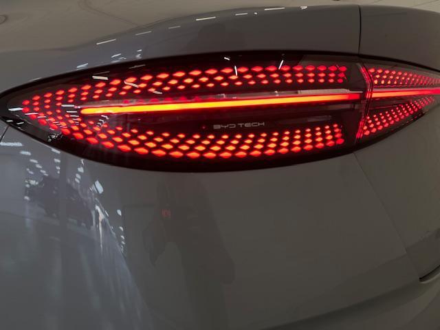 BYD Seal Design RWD 83 kWh PANORAMADAK l STOELVERWARMING l 360 CAMERA