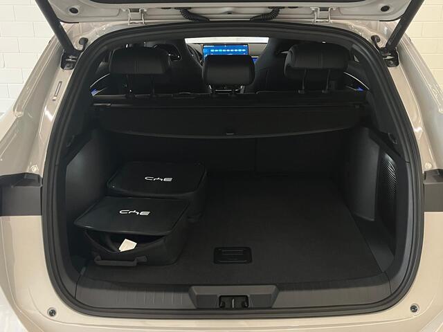 BYD Seal U Design 87 kWh SCHUIF-/KANTELDAK | NAVI | ELEKTRISCHE STOELEN | STOELVENTILATIE | STUURVERWARMING | BEDIENING VIA APP