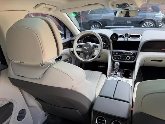 Bentley Bentayga 4.0 V8