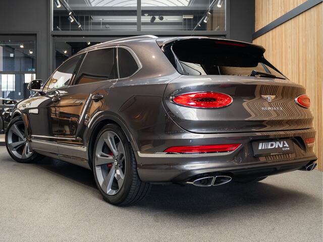 Bentley Bentayga V8 Mulliner 4-Seats Specification 4.0 V8 Massage Luxury Edition