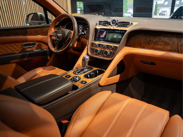 Bentley Bentayga V8 Mulliner 4-Seats Specification 4.0 V8 Massage Luxury Edition