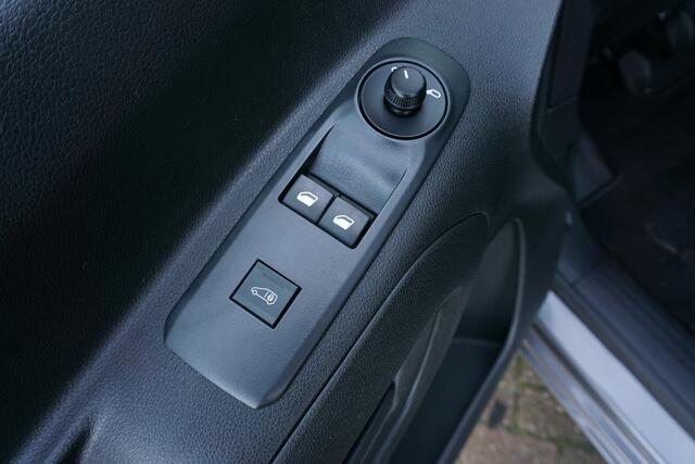 Citroen BERLINGO 1.5 BlueHDI 102PK Club Trekhaak | Apple Carplay | Airco