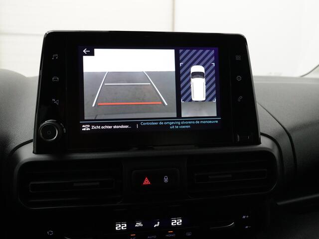 Citroen BERLINGO 1.2 PureTech Shine Direct leverbaar! Rolstoelauto, uitgevoerd met bodemverlaging