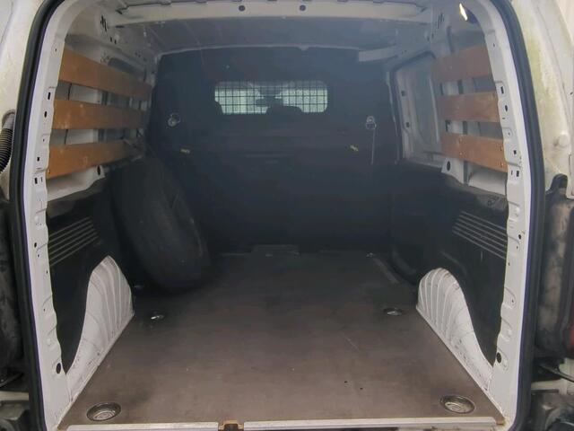 Citroen BERLINGO 130pk Automaat Apple Carplay Cruise control Parkeersensoren 3-zits Airco Euro6