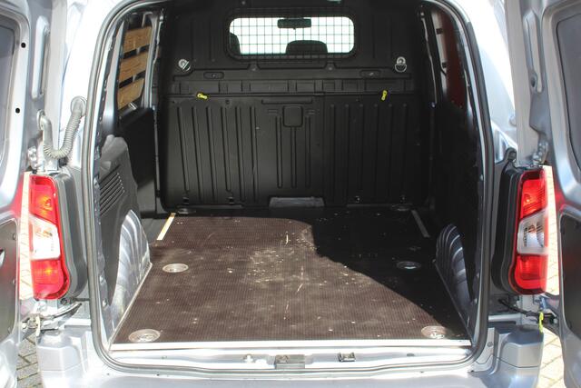 Citroen BERLINGO 1.6 BlueHDI Club Cruise Control, Navigatie, Trekhaak, Airco, Stuurwielbediening, Elektronische Handrem