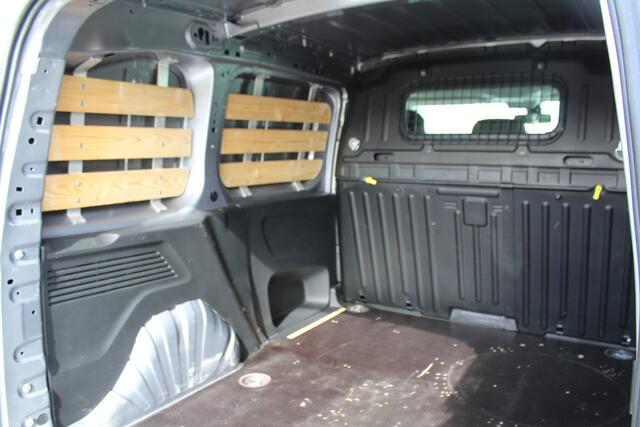 Citroen BERLINGO 1.6 BlueHDI Club Cruise Control, Navigatie, Trekhaak, Airco, Stuurwielbediening, Elektronische Handrem