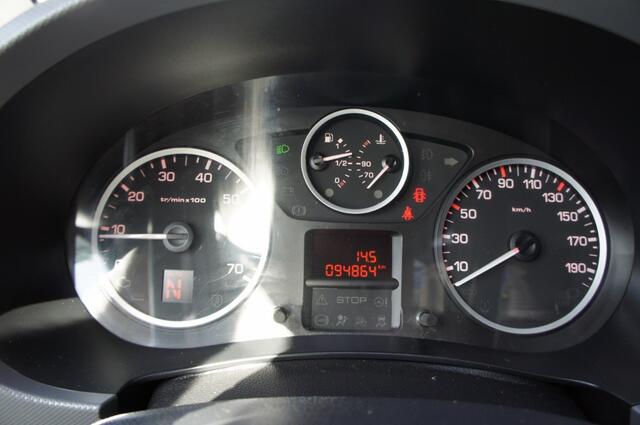 Citroen BERLINGO 1,6 Blue HDi 100pk Automaat Luxe uitvoering / Marge auto