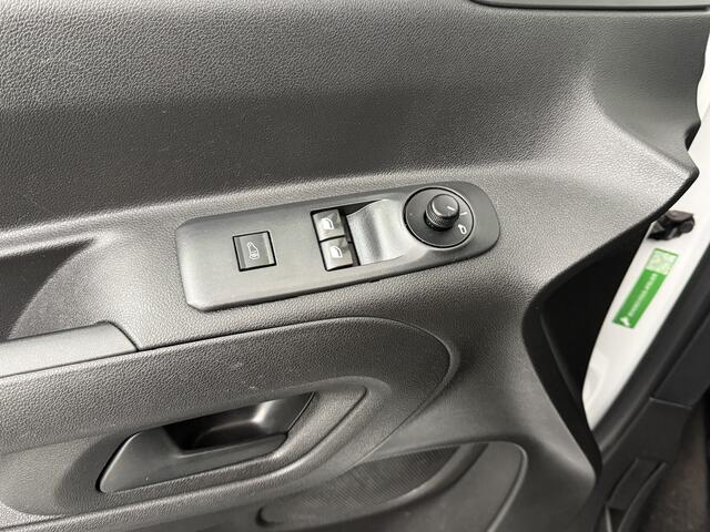 Citroen BERLINGO 1.2 PureTech Benzine | 3-Persoons | Airco | Cruise | Camera | Multimedia