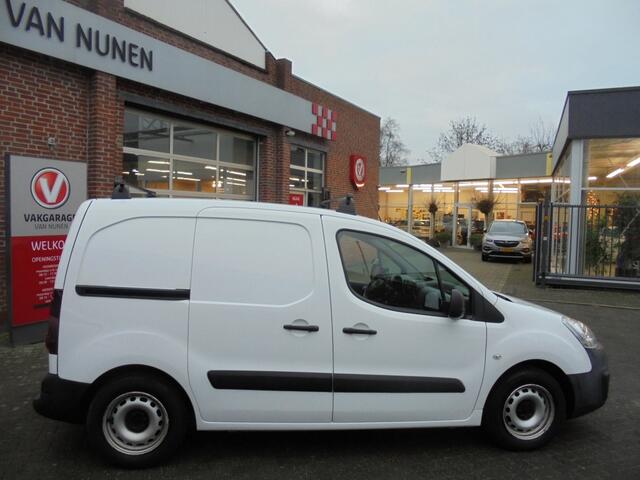 Citroen BERLINGO 1.6 75 Club||Trekhaak||Airco||Schuifdeur||euro 6||