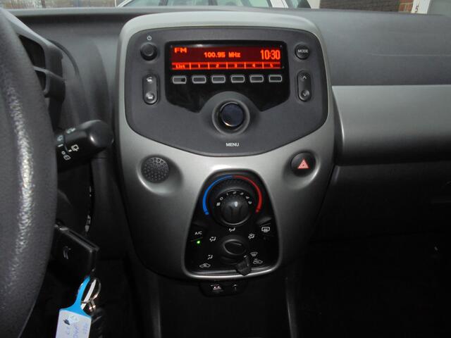Citroen C1 1.0 e-VTi Feel Airconditioning, Boordcomputer, Bluetooth handsfree systeem