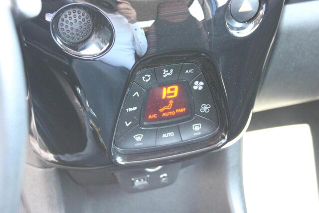 Citroen C1 1.0 VTi Shine LMV/ Grootscherm/ Climate Control