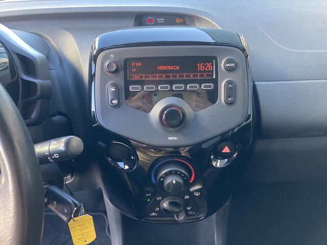 Citroen C1 1.0 VTi Feel Comfort Look 5-drs. AIRCO/MEDIA/PRIVACYGLASS