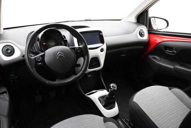 Citroen C1 1.0 VTi Shine 72 PK | Handgeschakeld | 10.000 Km ! | Navigatie | Touchscreen | Camera | Elektrische ramen | Licht metalen velgen | Airco | Climate Control | 1e eigenaar