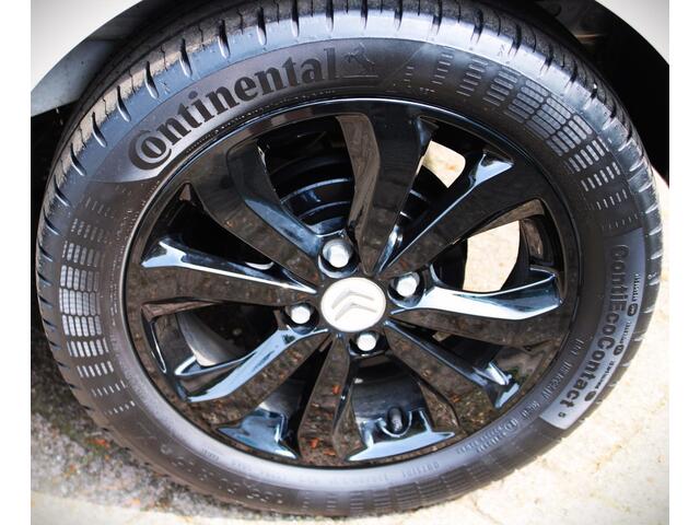 Citroen C1 Airscape Shine Airco, CC, Carplay, NAVI, Elektr. schuif/kantel dak, Parkeersens. A, Leder, 15" LMV