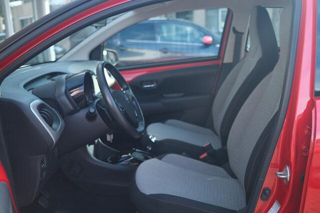 Citroen C1 VTi 68 Shine Automaat Lichtmetalen velgen | Touchscreen | Camera