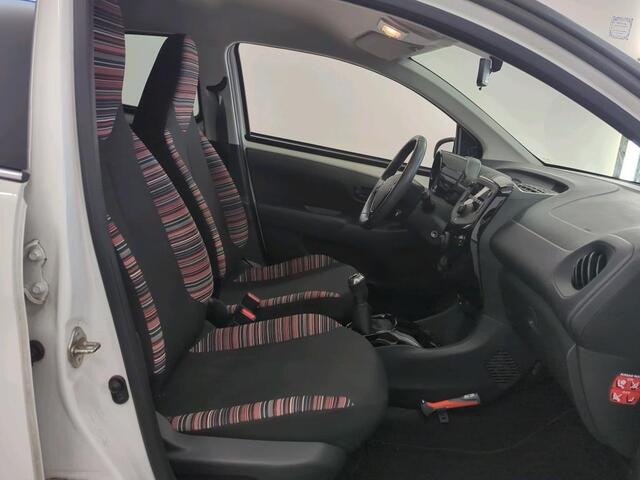 Citroen C1 1.0 Feel NL-Auto | 1e Eigenaar | Volledig Onderh. | BTW | Airco | Bluetooth | DAB Radio | Hill-Hold | LED | Stuur Bekrachtiging