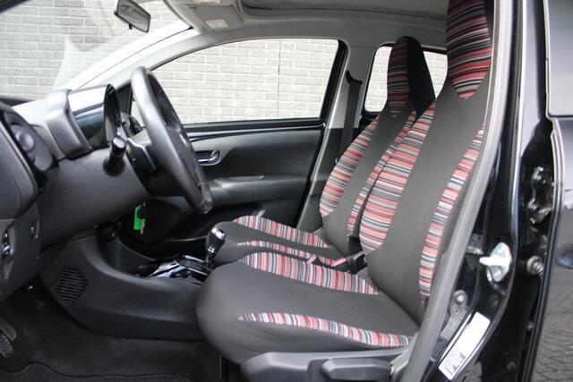 Citroen C1 1.0 VTi Airscape Shine Automaat, Elektr. Schuif/Kantel dak, Airco, Achteruitrijcamera, Applecarpl./Andr. Auto, 15''inch LM velgen