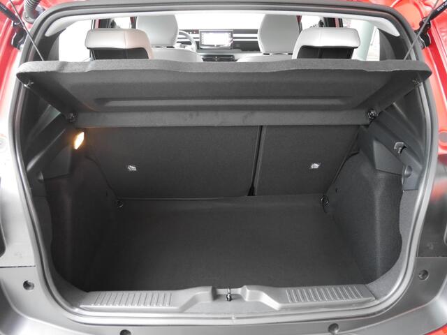 Citroen C3 1.2 Turbo 100pk Max | Nieuwe auto | Navigatie | Achteruitrijcamera | Lichtmetalen velgen | Draadloze telefoonlader | Climate control | Led verlichting | Regensensor