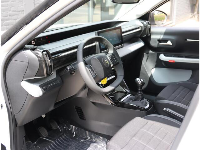 Citroen C3 1.2 Turbo 100pk Max | Camera | Navigatie | AppleCarPlay/AndroidAuto | Climate Control | Cruise Control | FULL LED | Two-Tone | Privacy Glass |