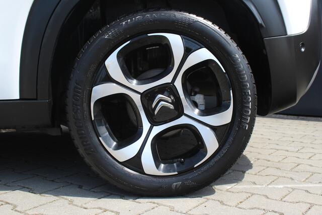 Citroen C3 Aircross 1.2 PureTech S&S Business | Incl. 12 maanden garantie | Headup display | Achteruitrijcamera | Parkeersensoren voor/achter | Stoelverwarming | Airco | Lichtmetalen velgen | Climate control | Navigatie | Bluetooth | Apple Carplay/Android Auto | Cru